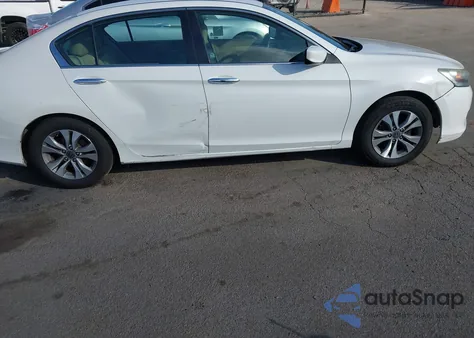 2015 Honda Accord Lx z USA, uszkodzony, nr VIN 1HGCR2F3XFA112566